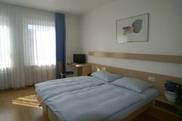 City Hotel Karlsruhe Rum bild